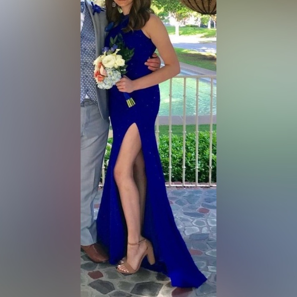 Jovani Royal Blue Lace Gown with rhinestones. Homecoming! Prom! Black tie!